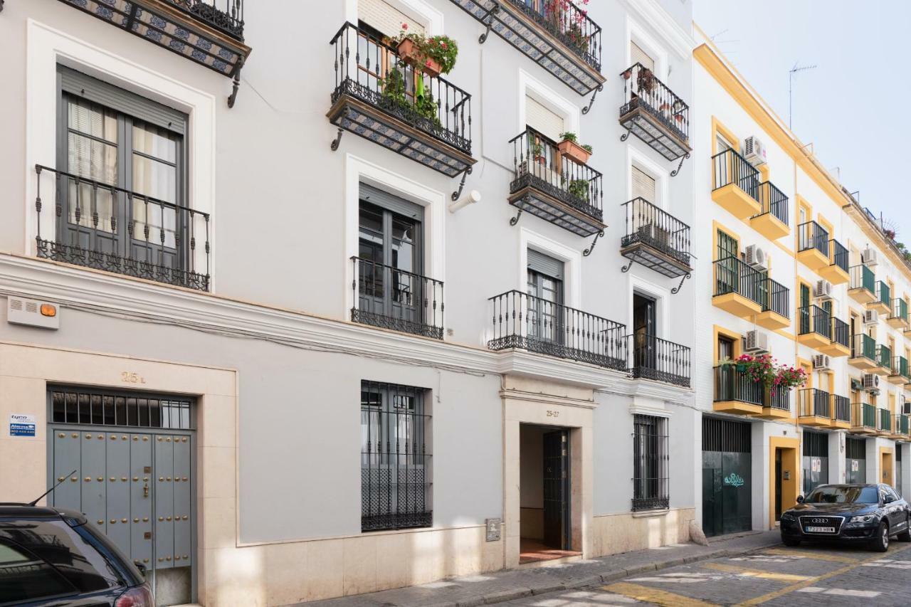 Eleven Real De La Carreteria, By Homing U Apartment Seville Ngoại thất bức ảnh